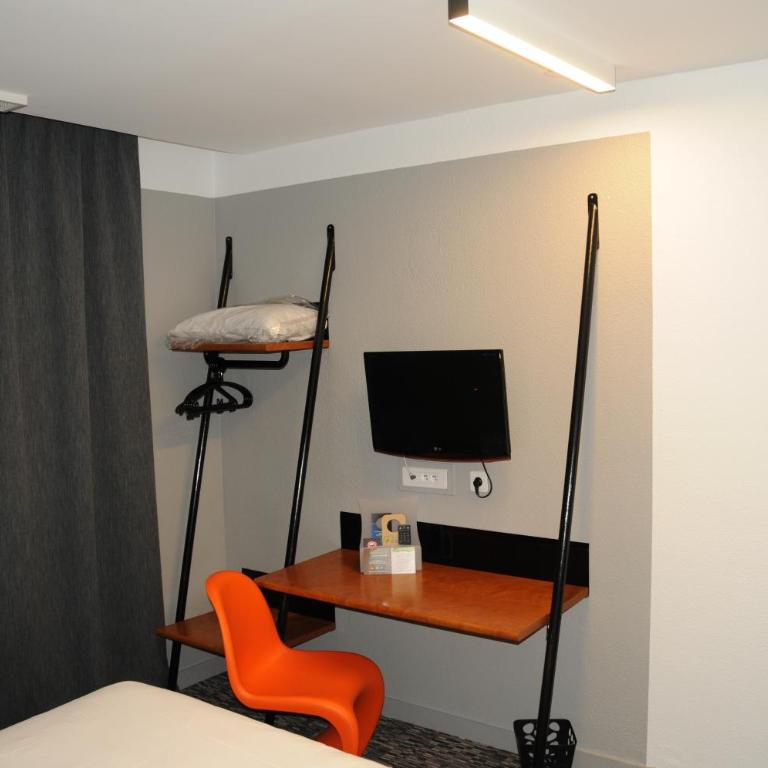 Ibis Styles Chambery Centre Gare - Standard Double Room - 6