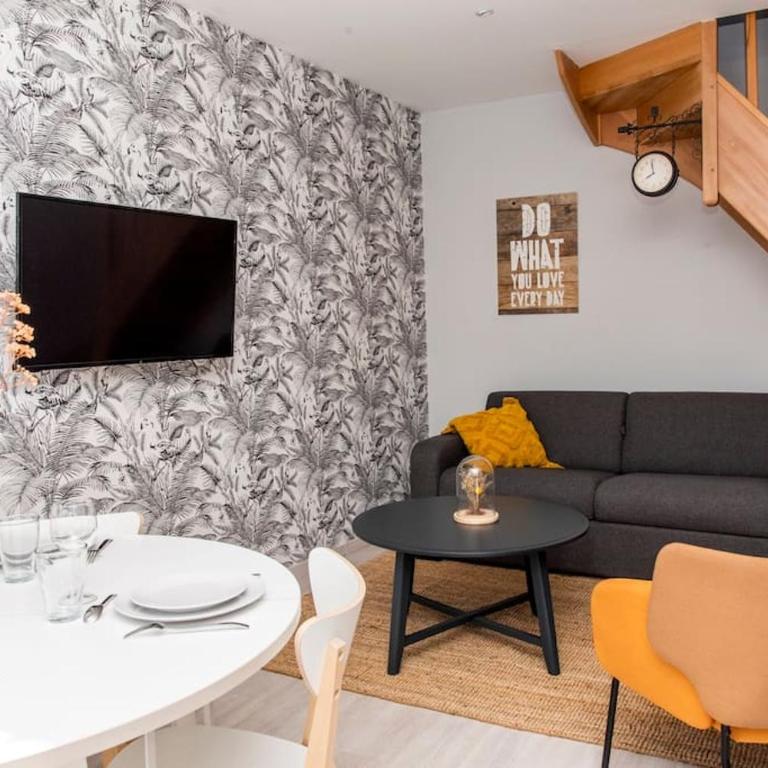 Duplex de charme - centre Caen à pied - 4 pers - One-Bedroom Apartment - 8
