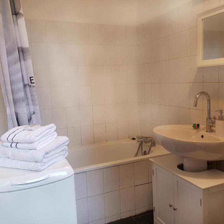 Spacieux studio – Place de la république - Appartement - 8