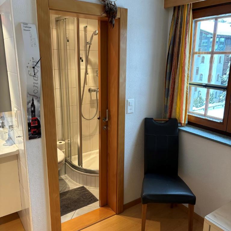 Chalet Medi - Einzelzimmer mit Dusche - 5