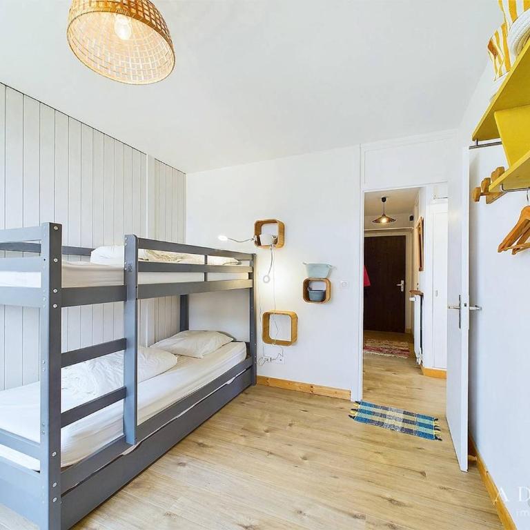Appartement Scandinave, 3 pièces, 50m², proche pistes et commerces, avec balcons et parking - FR-1-398-609 - Appartement (6 Adultes) - 8