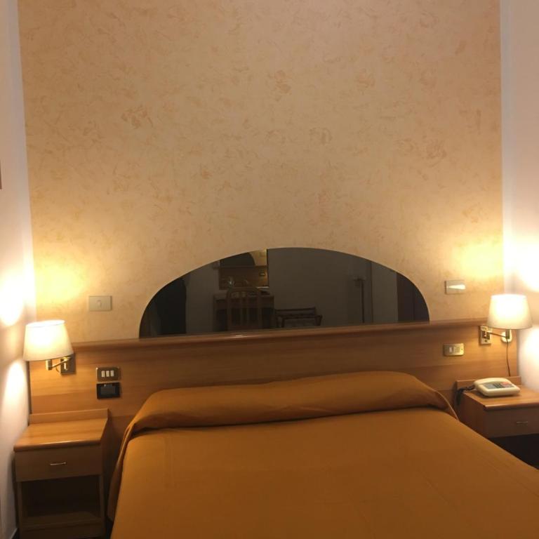 Hotel Villa Camilla - Economy Doppelzimmer - 1