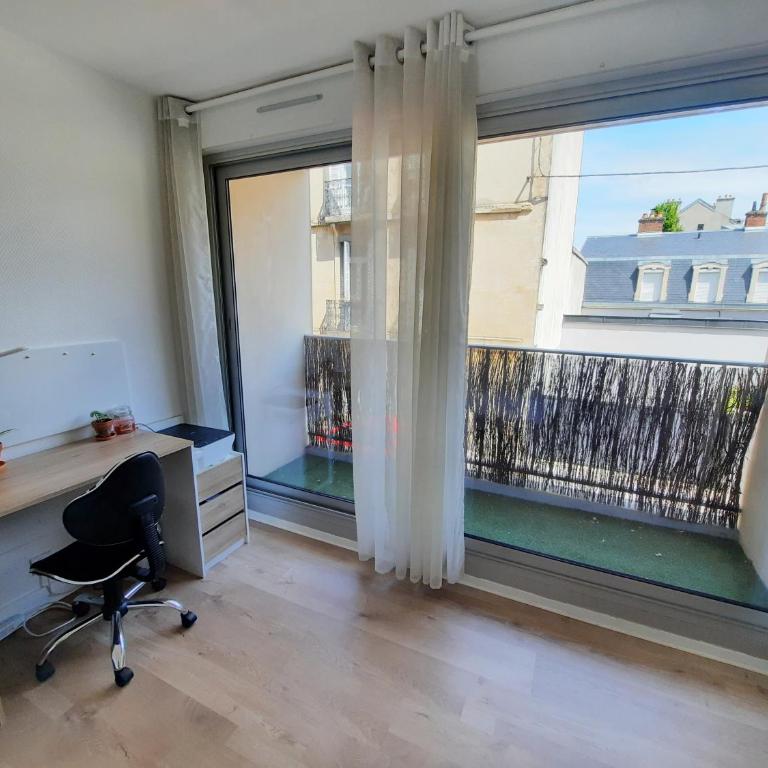 Courtépée - Apt 4 Prs avec balcon en centre ville - Studio - 4