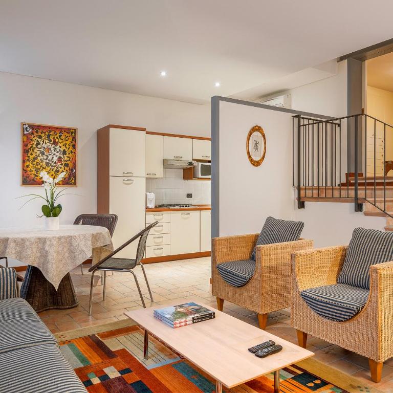 Palazzo Brando - Living Apartments - One-Bedroom Apartment - 9
