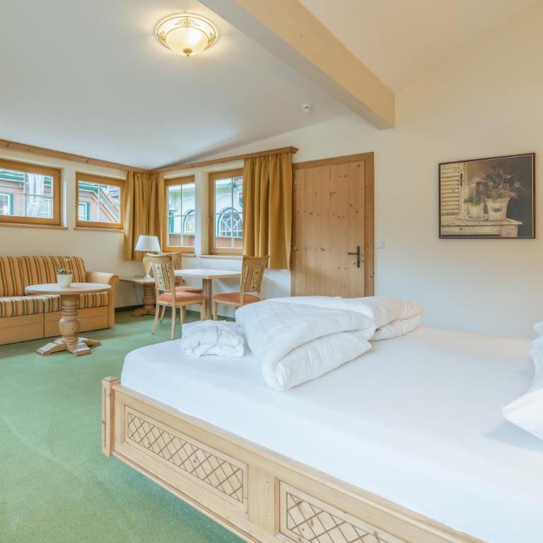 Wohlfühlhotel KERSCHDORFER - B&B - ADULTS ONLY - Suite mit Sauna - 1