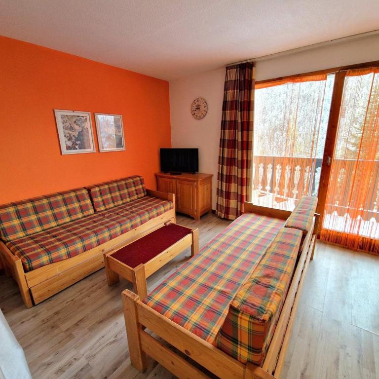 Appartement 42m², 2 pièces + cabine, 6-8 pers, cœur de station, proche pistes et commerces - FR-1-265-195 - Appartement (8 Adultes) - 6