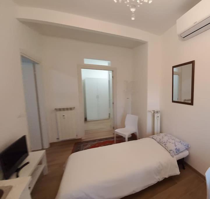 Sea view city centre - One-Bedroom Apartment - 16