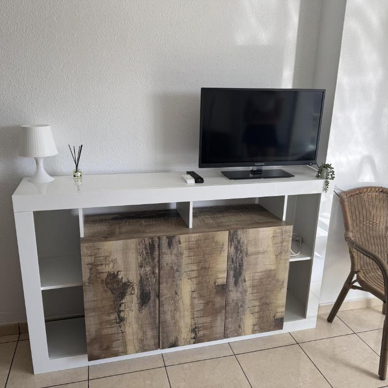 Las Americas Stunning Apartment Close to the Sea in Tenerife - Apartamento de 1 dormitorio con vistas a la piscina - 14