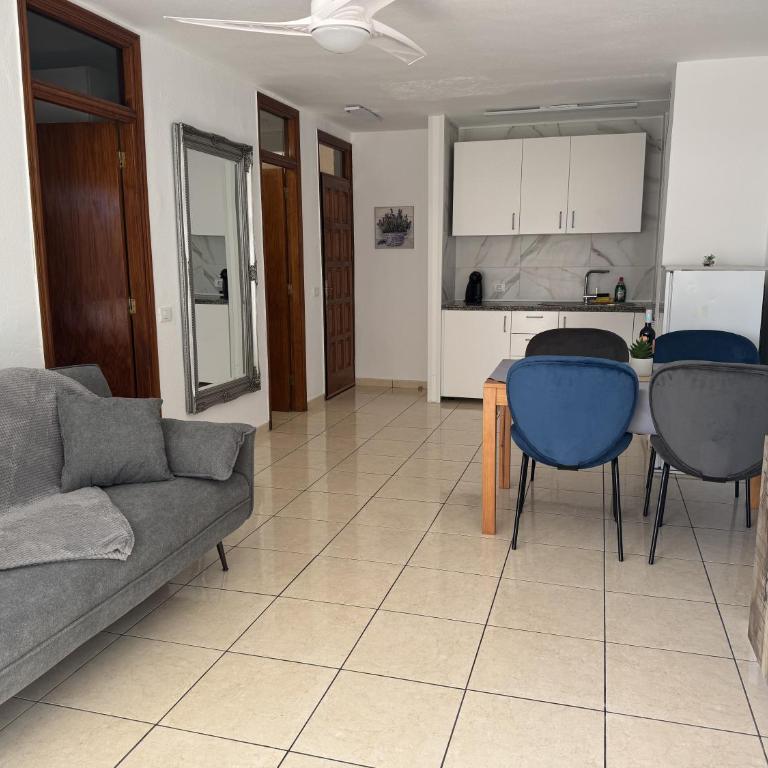 Las Americas Stunning Apartment Close to the Sea in Tenerife - Apartamento de 1 dormitorio con vistas a la piscina - 18