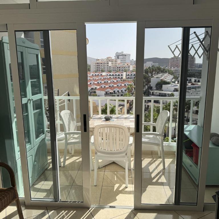 Las Americas Stunning Apartment Close to the Sea in Tenerife - Apartamento de 1 dormitorio con vistas a la piscina - 23