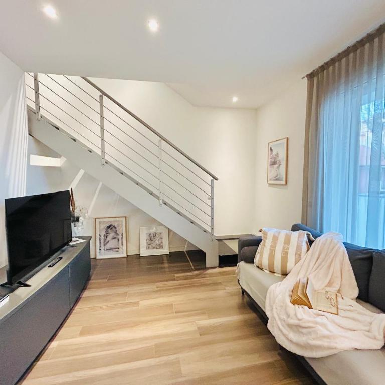 Menotti Attico-Flexrent Immobiliare Abissinia - Two-Bedroom Apartment - 2