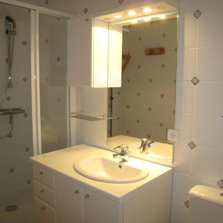 Location pour 2 personnes près de Montalbert - Apartamento de 1 dormitorio - 3