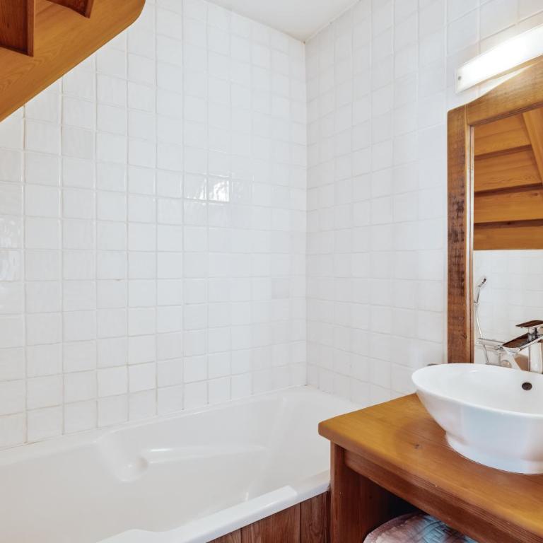 Alliey & Spa Piscine Appart-hôtel Serre chevalier - Appart-hôtel Duplex Mélèze 4/5 pers - Accès GRATUIT Spa 300 m² - 5