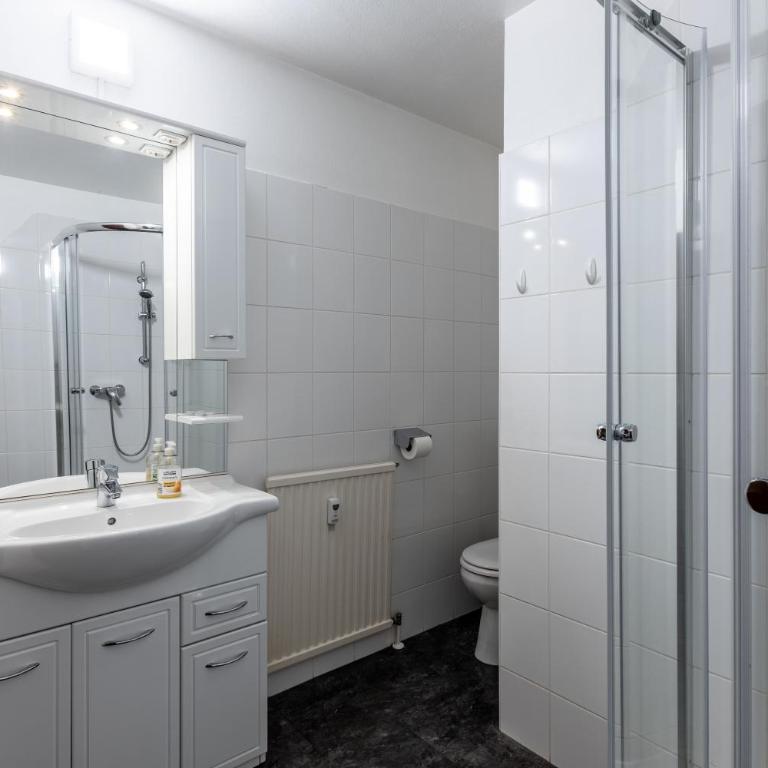 Apartment Zuhause - Studio mit Dusche - 14