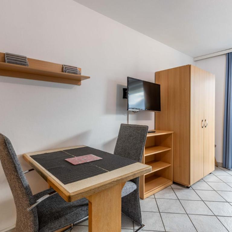 Apartment Zuhause - Studio mit Dusche - 9