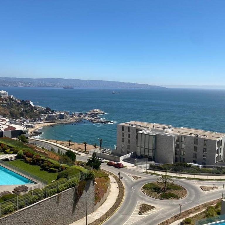 Amplio dpto, vista insuperable, 2 parkings - Apartamento con vistas al mar - 1