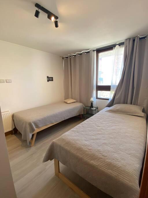 Amplio dpto, vista insuperable, 2 parkings - Apartamento con vistas al mar - 5