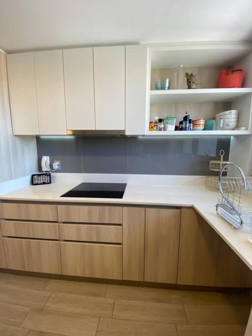 Amplio dpto, vista insuperable, 2 parkings - Apartamento con vistas al mar - 21