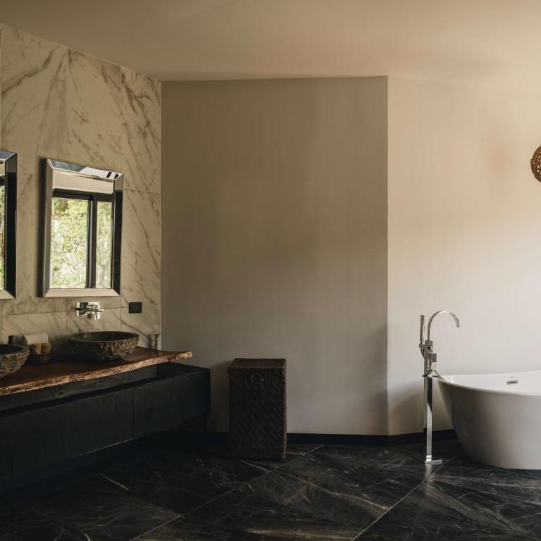 Elegant Villa Stay Gated Place Full Concierge - Villa - 23