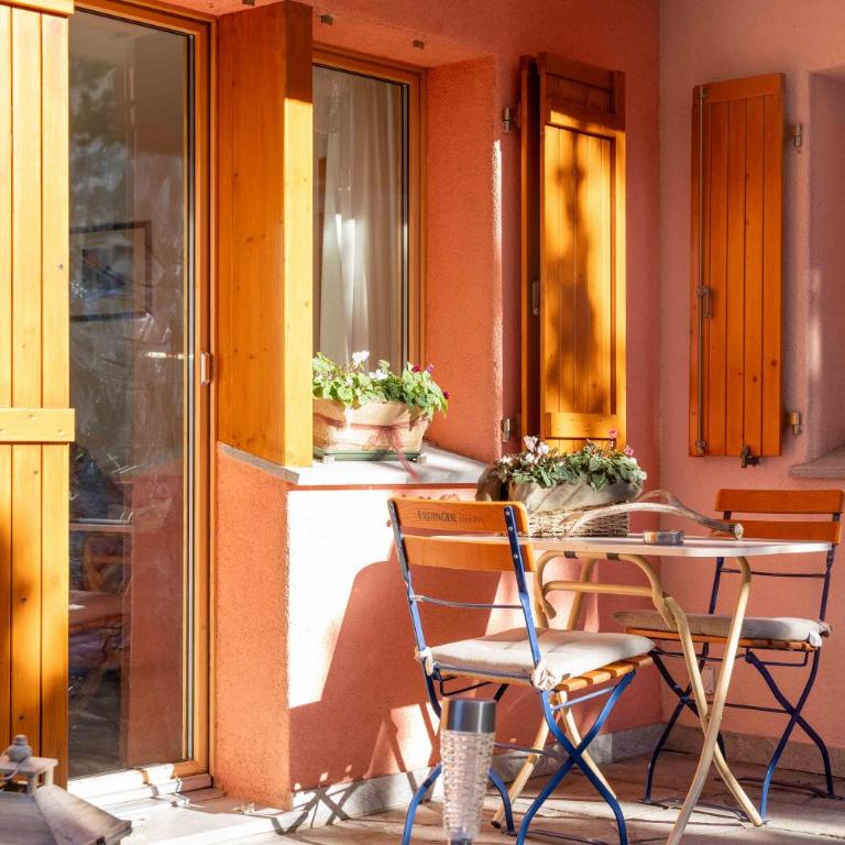 Apartment Chesa Erica 65m2 with private garden - Appartement 1 Chambre - 17