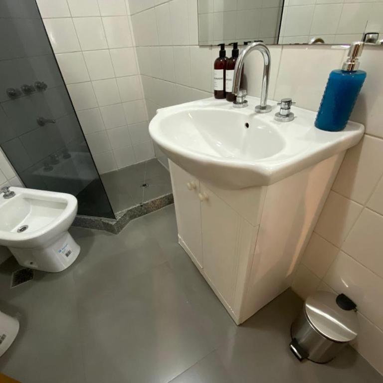 Moderno monoambiente nuevo con balcon a la calle en barrio Belgrano - Apartamento de 1 dormitorio - 15