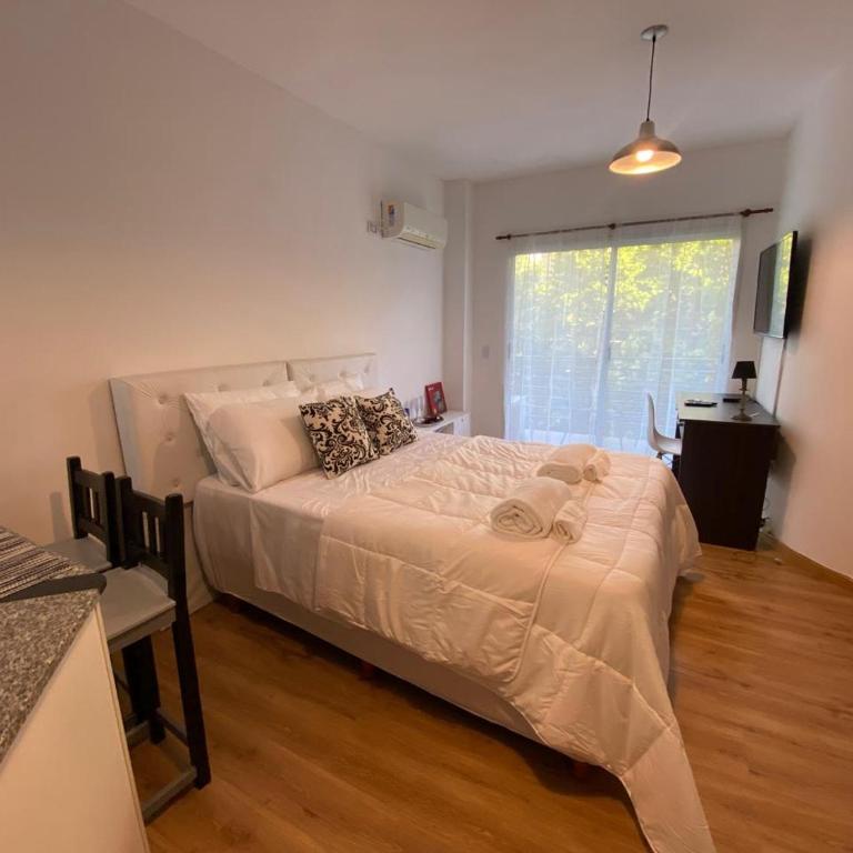 Moderno monoambiente nuevo con balcon a la calle en barrio Belgrano - Apartamento de 1 dormitorio - 9