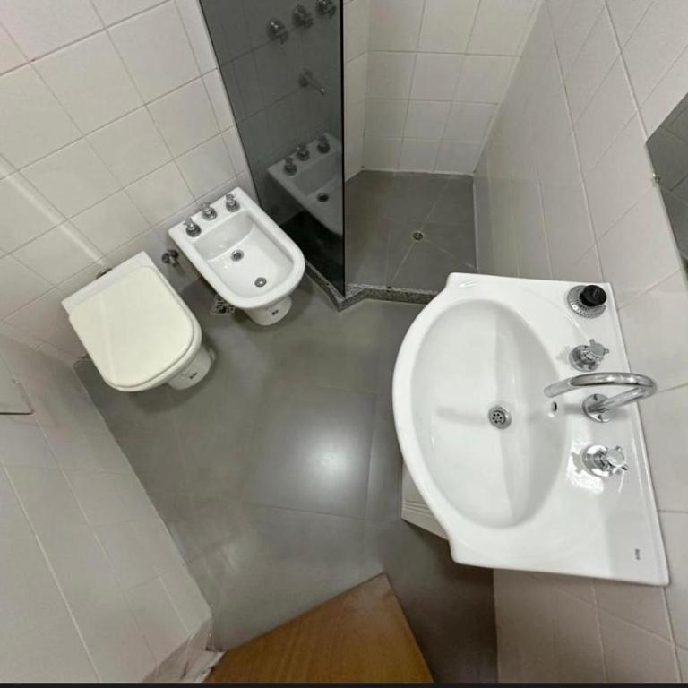 Moderno monoambiente nuevo con balcon a la calle en barrio Belgrano - Apartamento de 1 dormitorio - 14