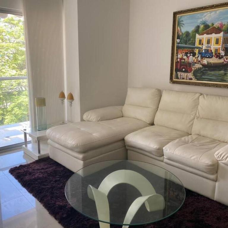 2BR Apto con excelente ubicación y balcón - Apartamento de 2 dormitorios - 18