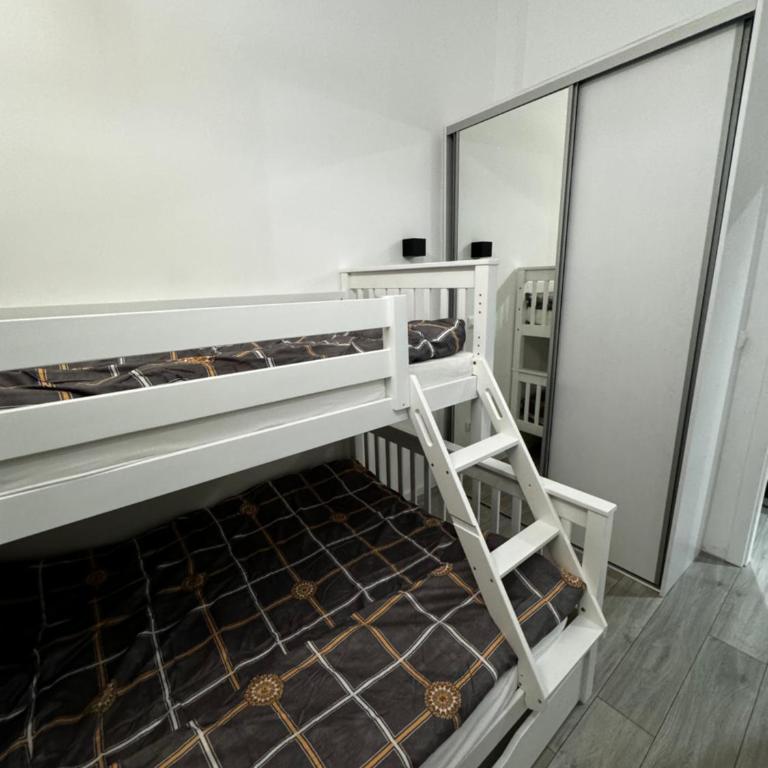 City Pulse Apartment - One-Bedroom Apartment - 9