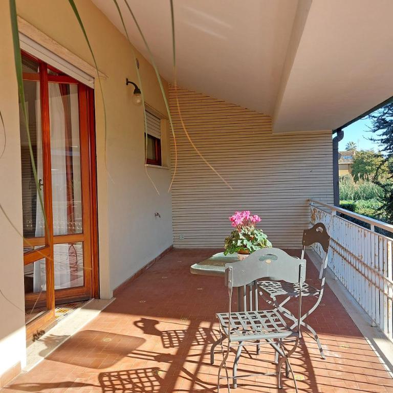 Villa Gisi Guest House - Twin Room with Private Bathroom - 7
