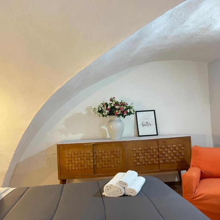 Bonhouse - Two-Bedroom House - 20