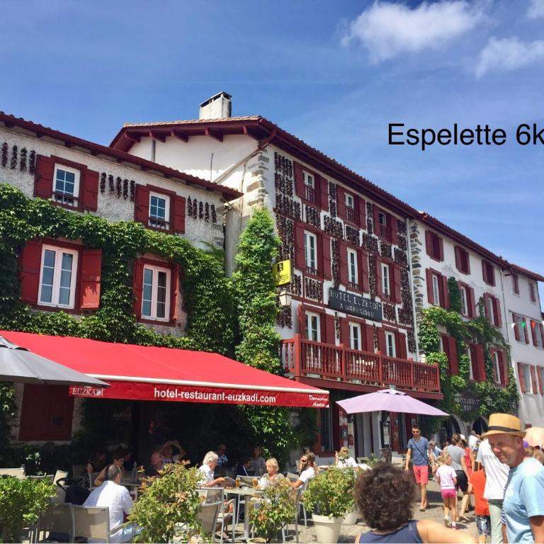 BaskoParadis I Apt I Central I Calme I Lumineux I Lit 160 I Terrasse I Jardin - Appartement Deluxe - 16