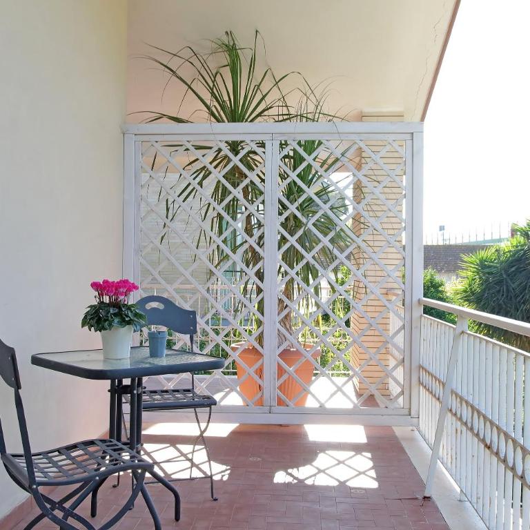 Villa Gisi Guest House - Deluxe Room - 1