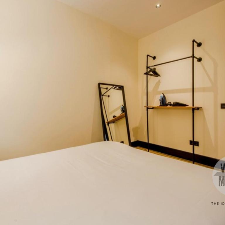 Experiencia Madrileña para 4, vive en Calle del Aguila E3 - One-Bedroom Apartment - 11