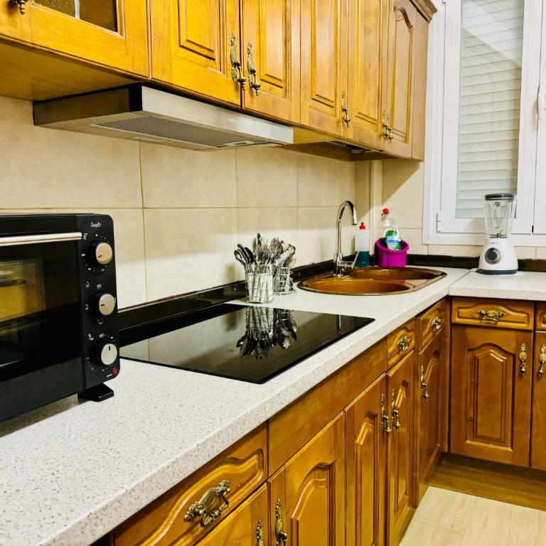 Pisos Familiares Barajas - Apartamento de 1 dormitorio - 8