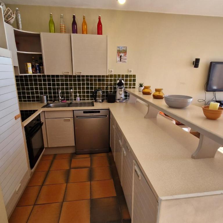 Triplex 4 pièces, vue mer, piscine, parking, animaux admis à Sainte-Maxime - FR-1-780-44 - Apartamento - 20