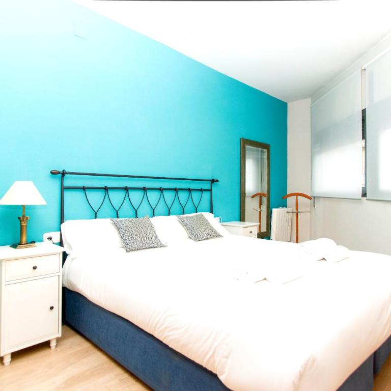 Apartment Bright Sagrada Familia - Two-Bedroom Apartment - 4
