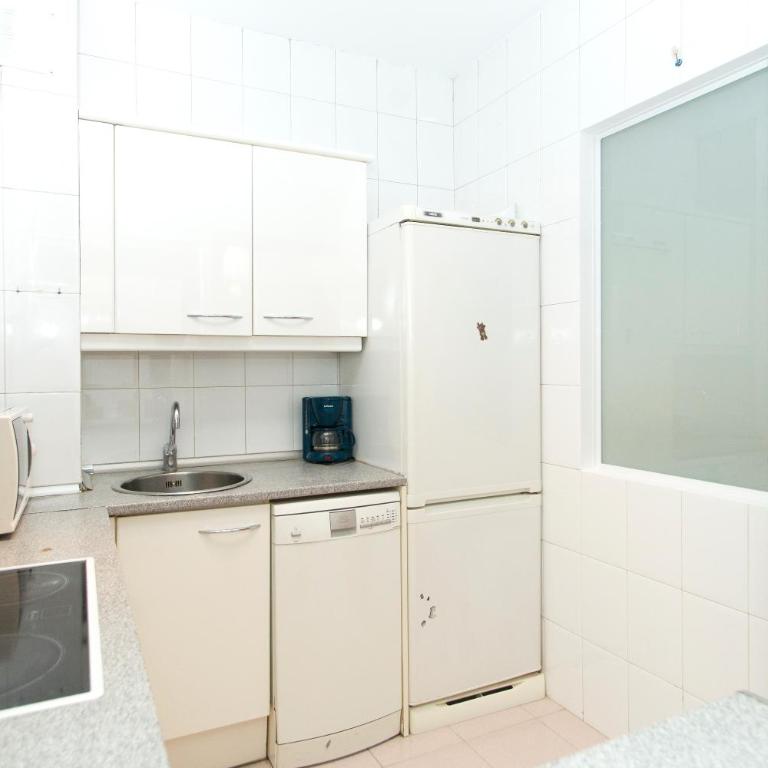 Apartment Bright Sagrada Familia - Two-Bedroom Apartment - 16