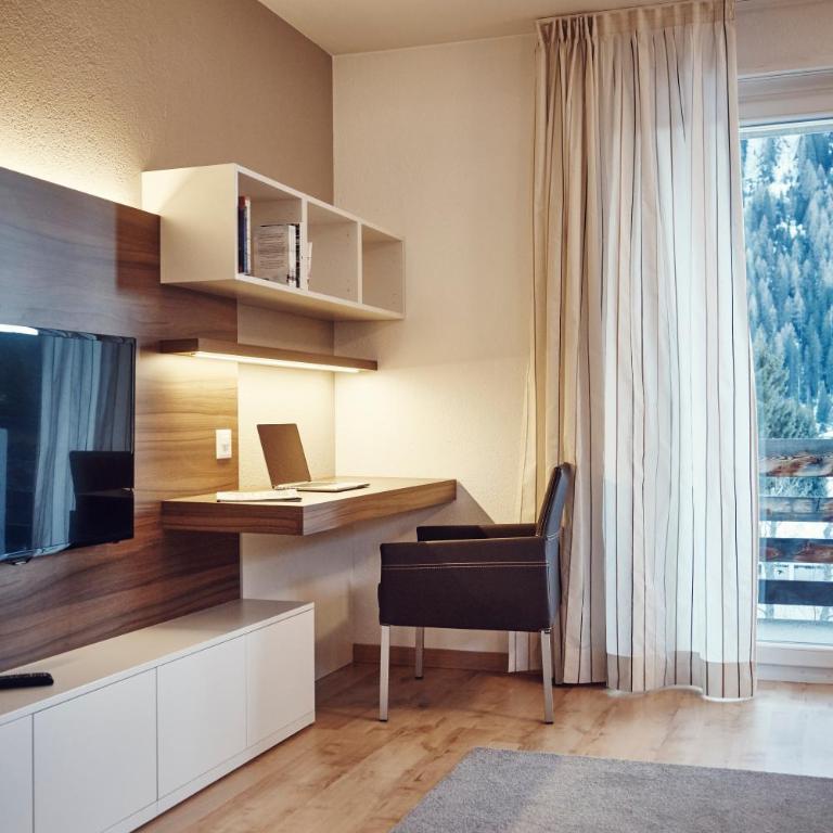 Serviced Apartments by Solaria - Panorama Apartment mit 3 Schlafzimmern (6 Erwachsene) - 8
