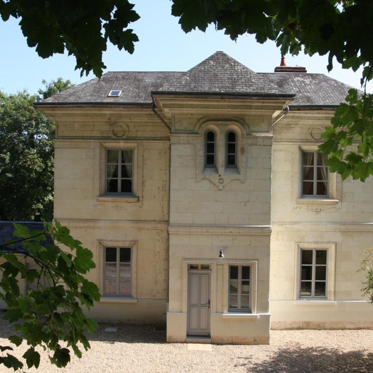 Aux grilles du Château de Saint-Aignan, à 2km de Beauval, les maisons de Sidonie et Léonard - La Maison de Léonard - 1