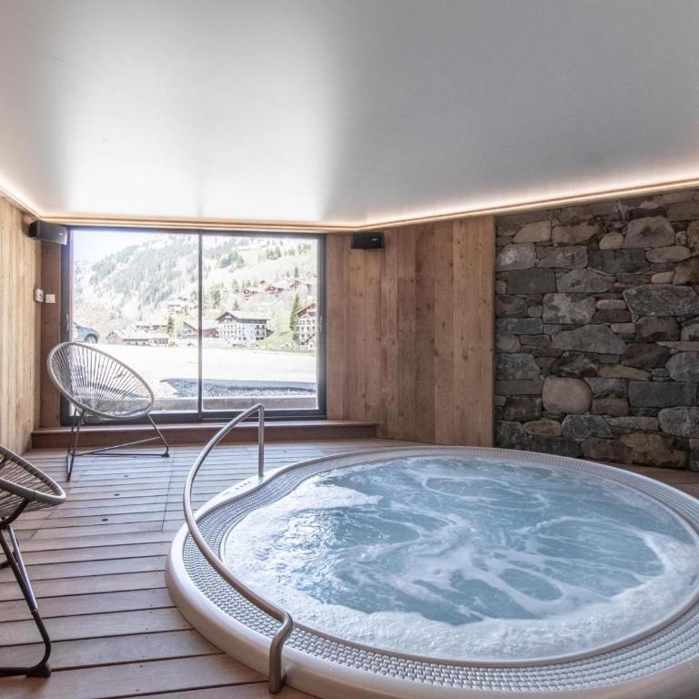 Chalet confortable au pied des pistes, sauna et spa - FR-1-467-141 - Appartement - 17