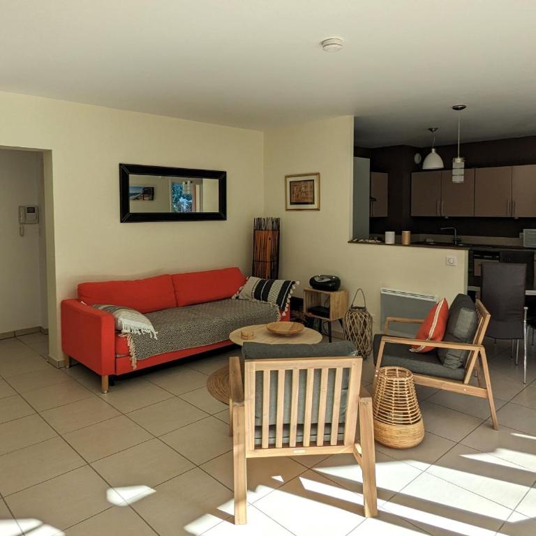 T3 76m² avec terrasse, balcon, à 100m de la plage d'Eyrac, parking et WIFI - FR-1-420-154 - Apartment - 4