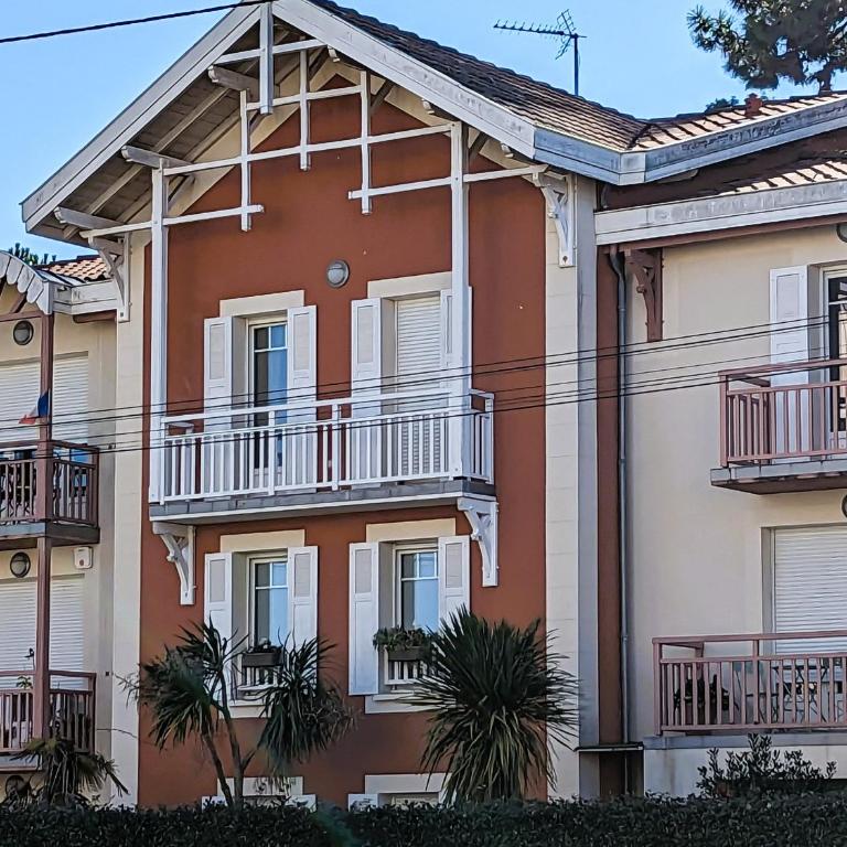 T3 76m² avec terrasse, balcon, à 100m de la plage d'Eyrac, parking et WIFI - FR-1-420-154 - Apartment - 18