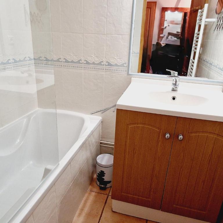 Charmant appartement 4 pers au pied des pistes, animaux admis - FR-1-755-36 - Appartement - 6