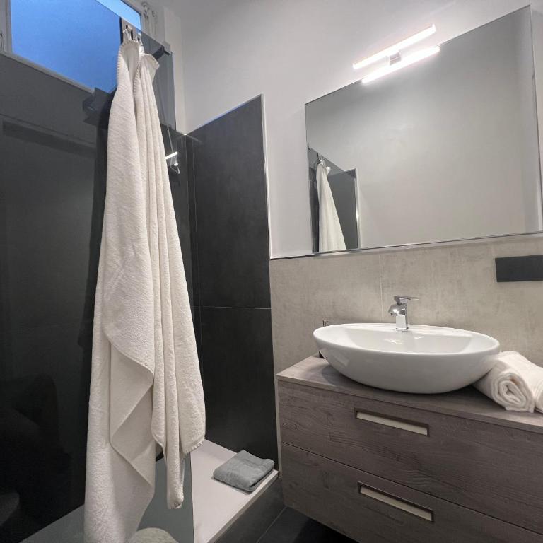 Lili House - San Salvario & Molinette - Appartamento con 1 Camera da Letto - 13