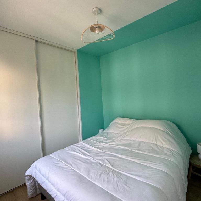 Apartment with Wifi near city center - Apartment - 10