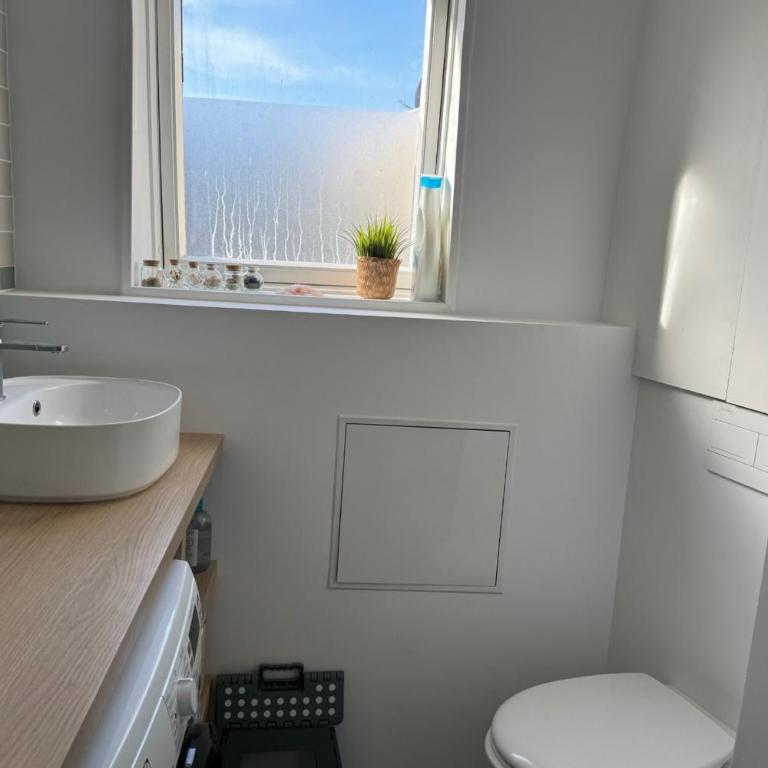 Apartment with Wifi near city center - Apartment - 11