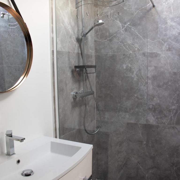 Appartement cosy Vieil Antibes - Appartement 2 Chambres - 8
