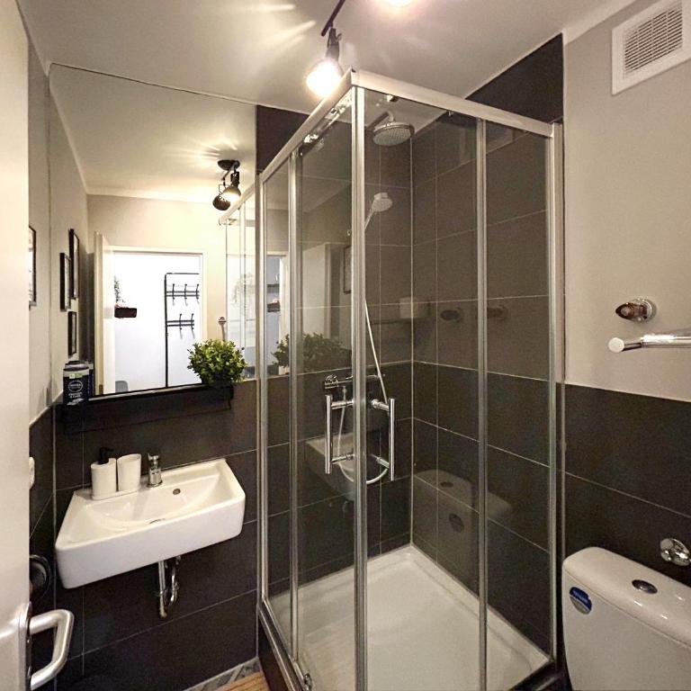 Stayando Cozy Apartment Munich City Center - Estudio Triple Estándar - 36
