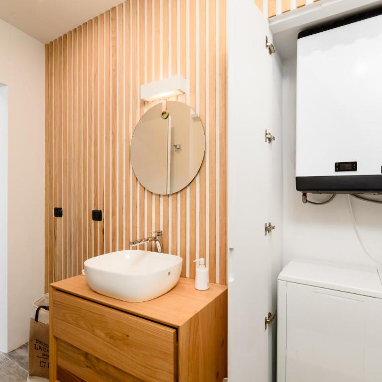 Dolce Limone by Rentbeat - Appartamento con 2 Camere da Letto - 24